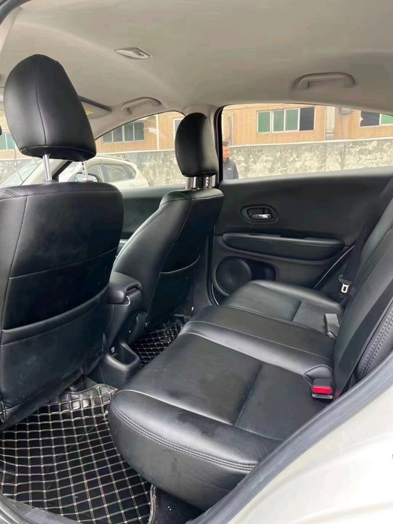 广州19年本田缤智5