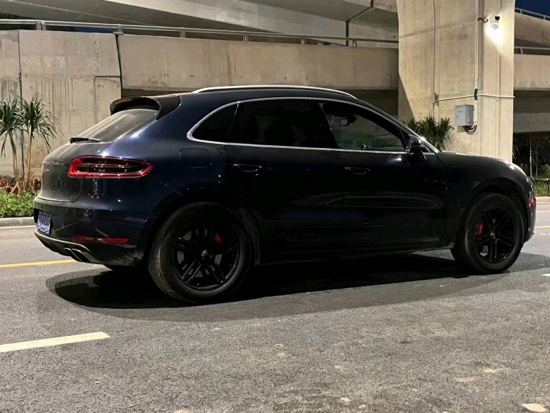 广州17年保时捷Macan6