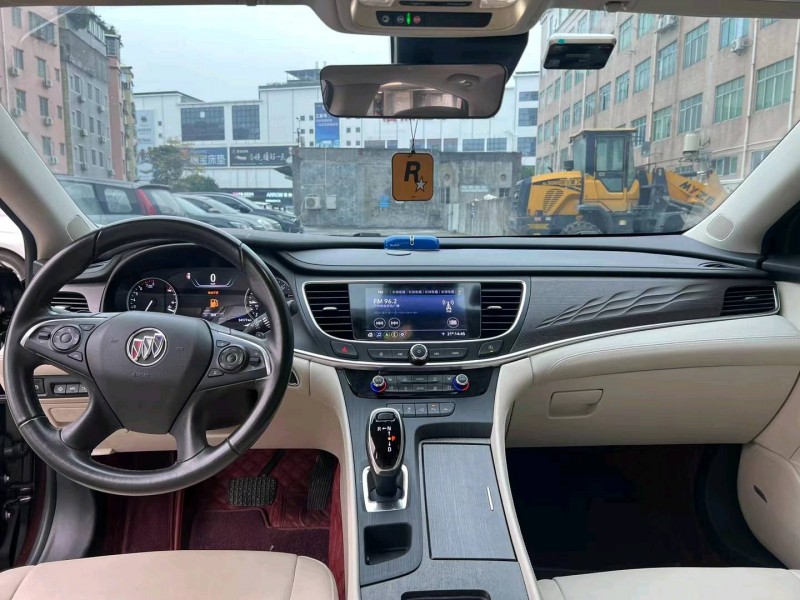 广州22年别克君越8