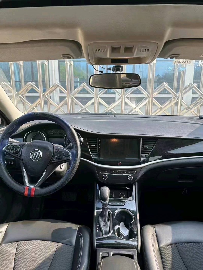 枣庄16年别克威朗3