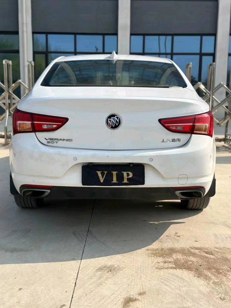 枣庄16年别克威朗5