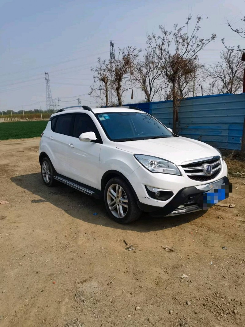 保定16年长安汽车CS352