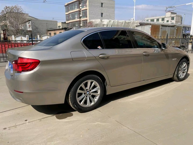 保定12年宝马5系5