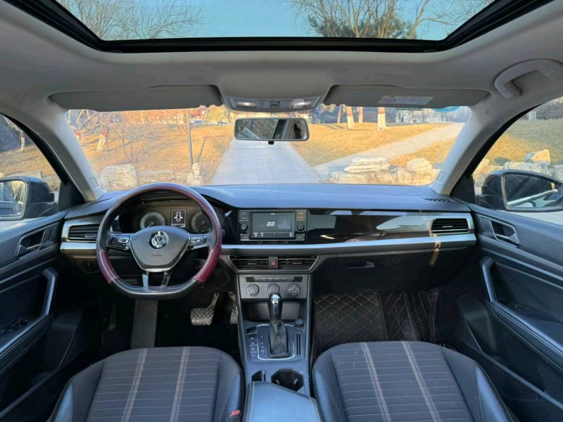 保定20年大众朗逸5