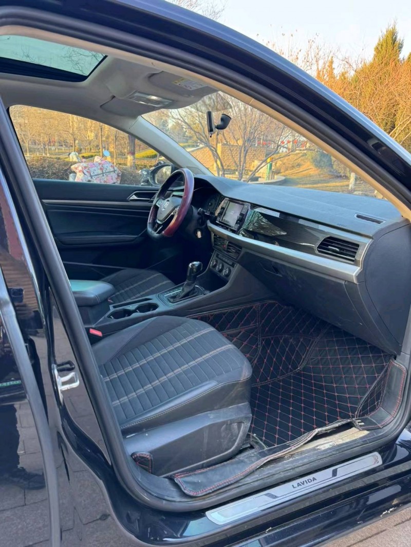 保定20年大众朗逸7