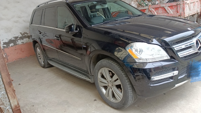 济南12年奔驰GL3