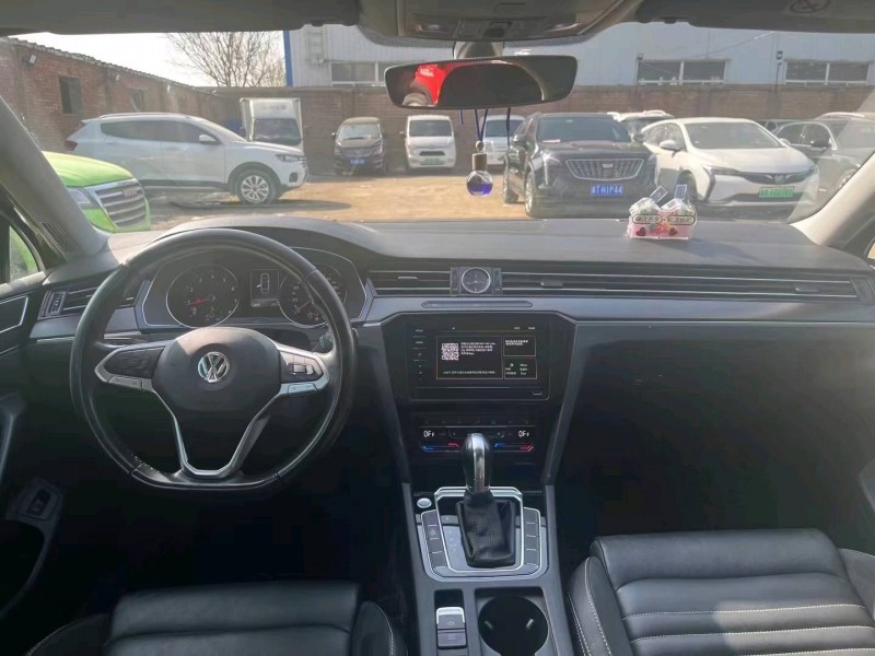 保定20年大众迈腾5