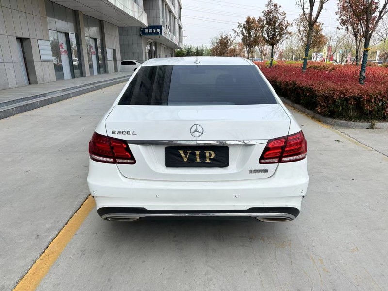 济宁16年奔驰E9