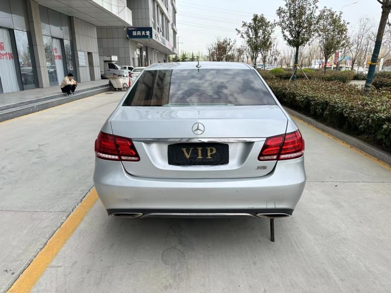 济宁16年奔驰E9