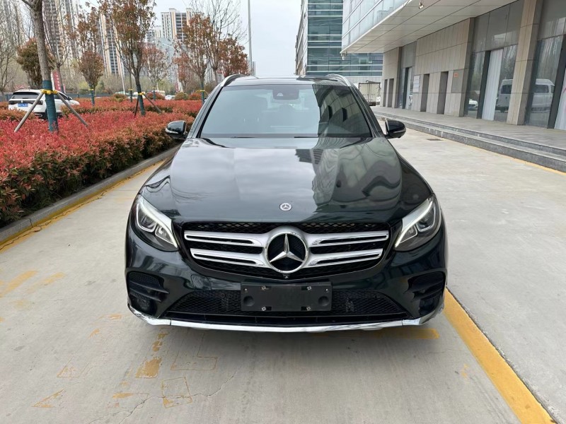 济宁19年奔驰GLC1