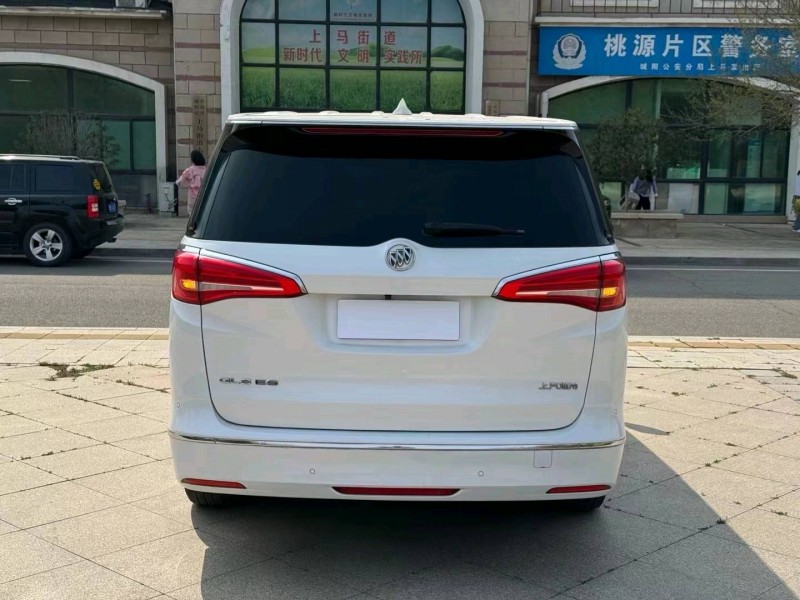 东营21年别克GL86