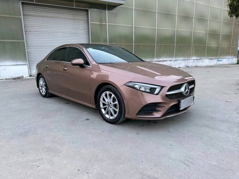 徐州21年奔驰A3