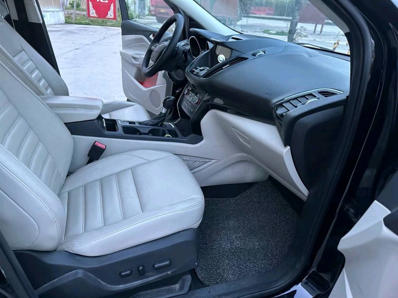 徐州17年福特翼虎6