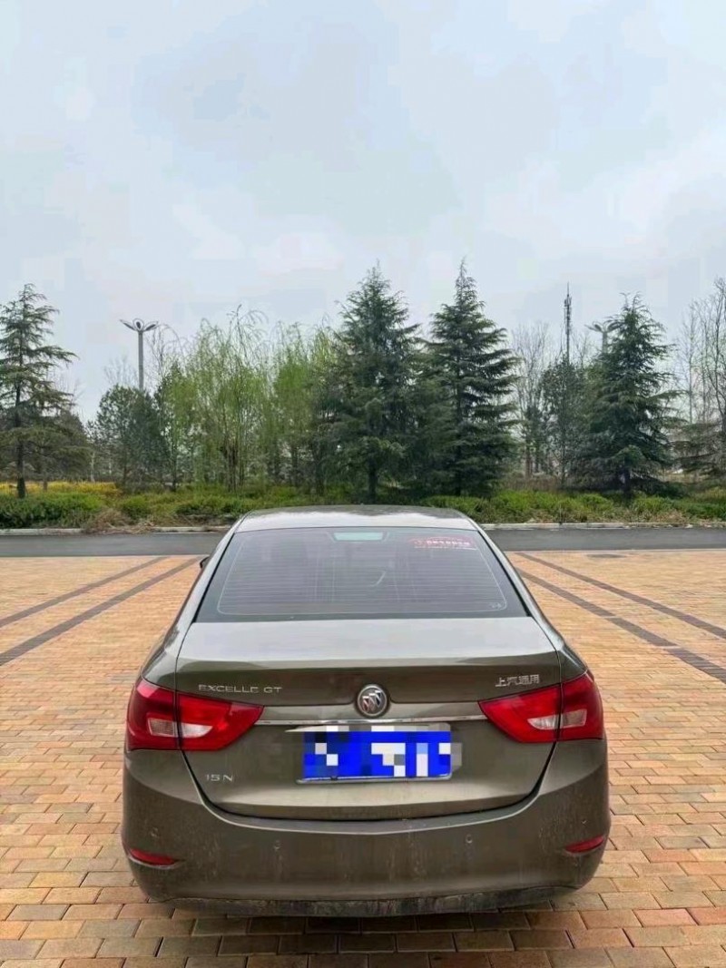 枣庄17年别克英朗6