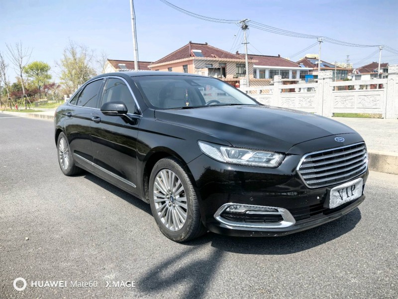 泰州15年福特金牛座3