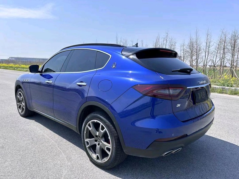 盐城20年玛莎拉蒂Levante9