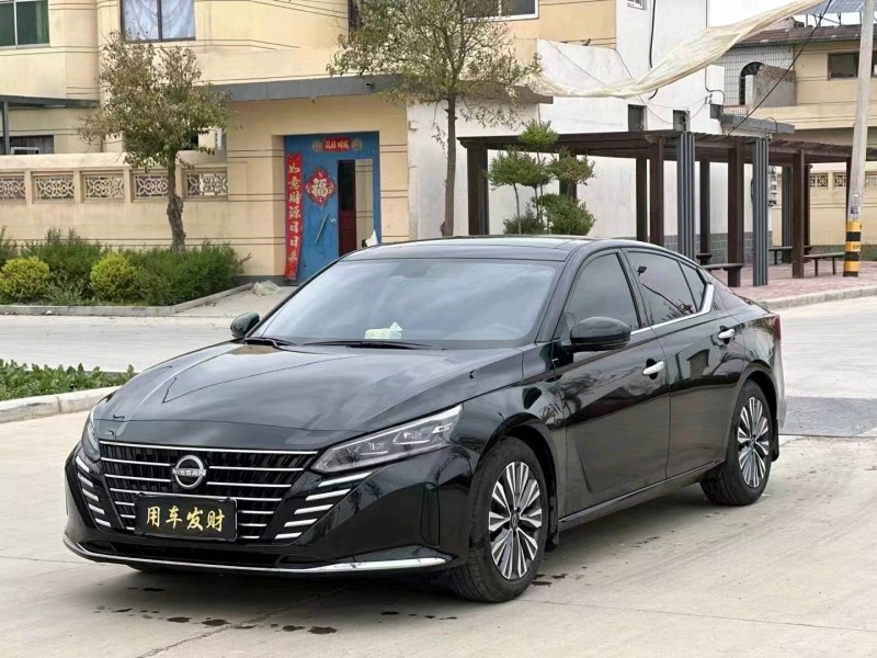 安阳23年日产天籁3