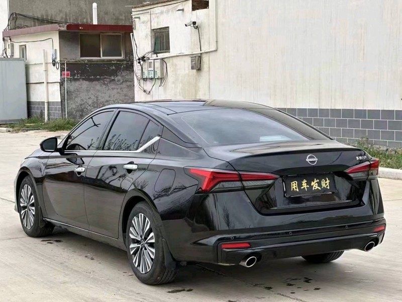 安阳23年日产天籁7