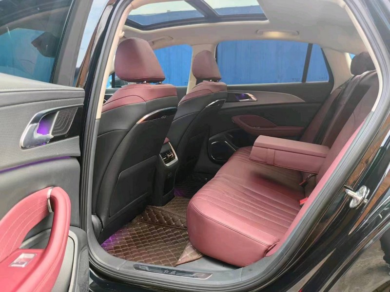 遵義23年紅旗H57