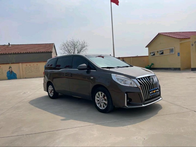 沧州19年别克GL84