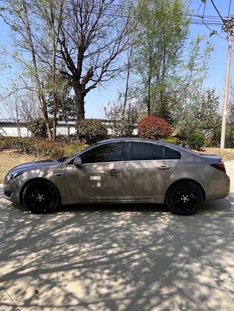 枣庄16年别克君威7