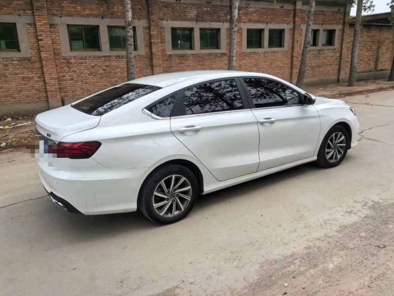 保定20年吉利缤瑞4