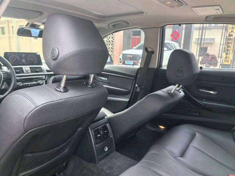 保定16年宝马3系7