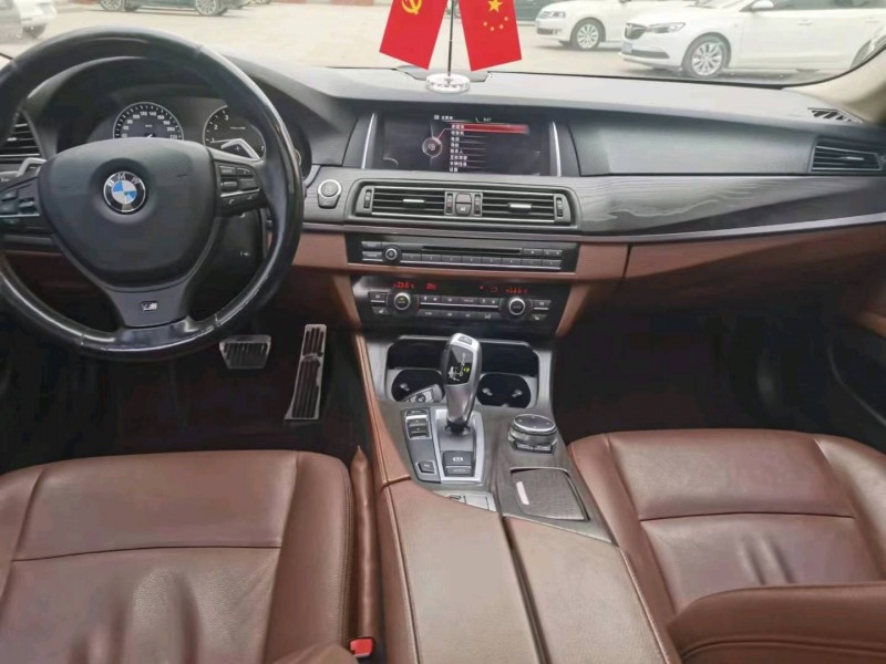 保定15年宝马5系7