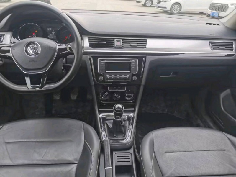 保定16年大众宝来7