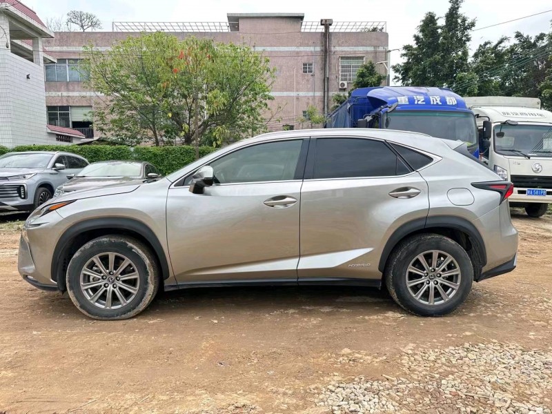 广州21年雷克萨斯NX3