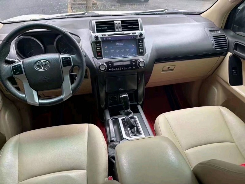 长沙16年丰田普拉多6