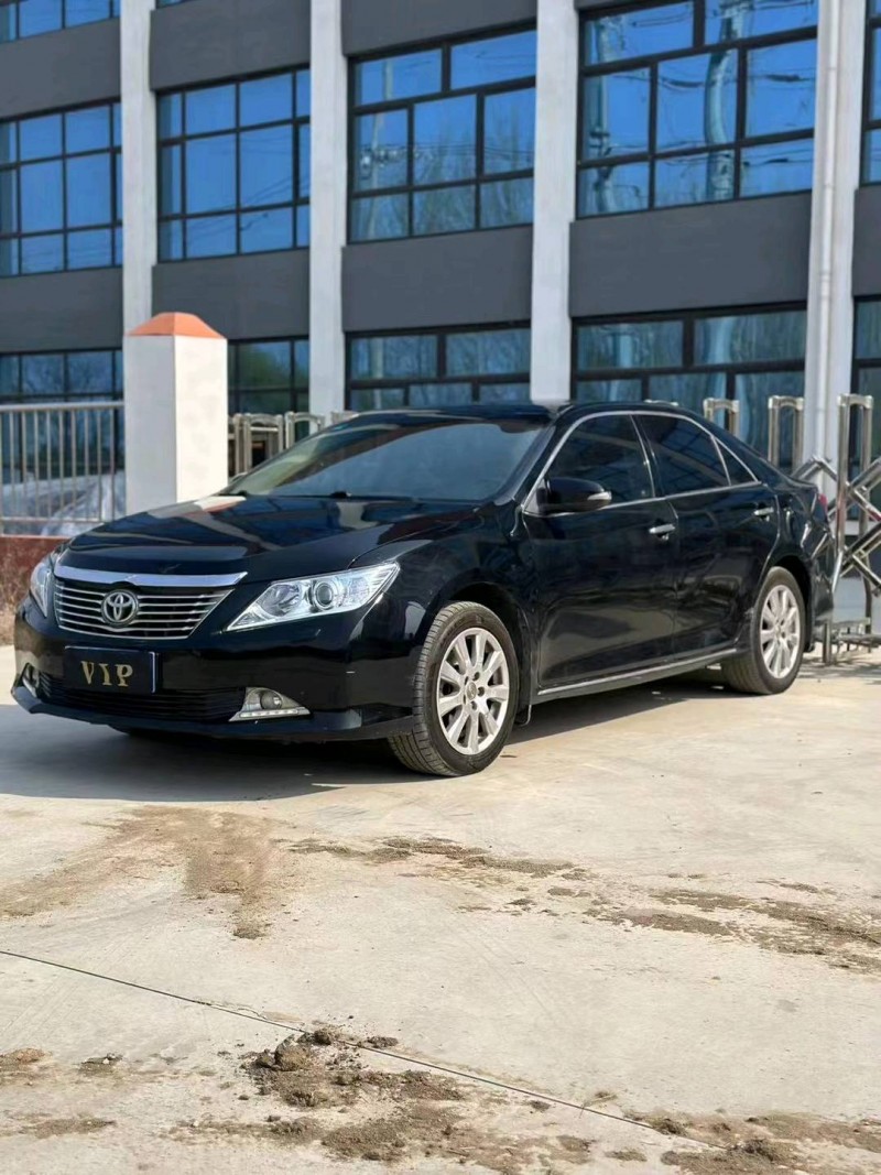 济南12年丰田凯美瑞3