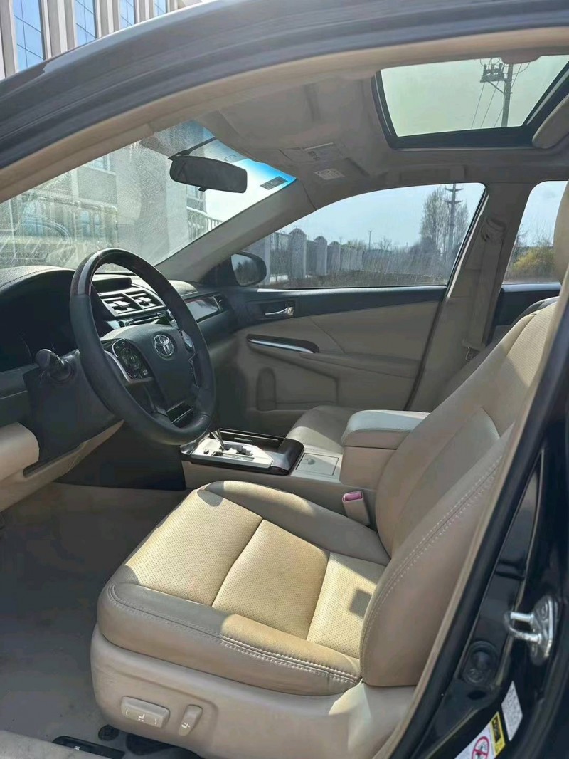 济南12年丰田凯美瑞6