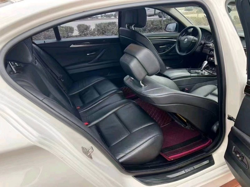 济南12年宝马5系3