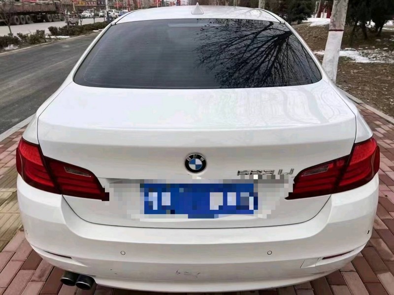 济南12年宝马5系4