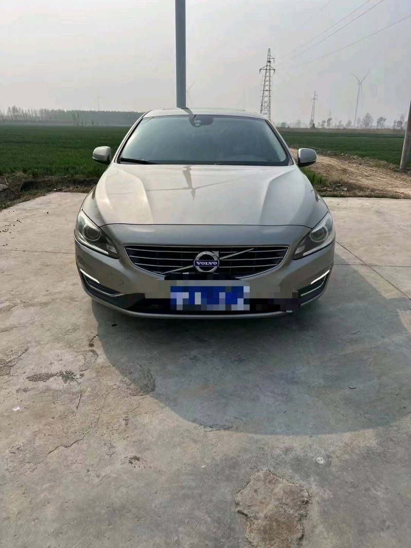 济南15年沃尔沃S60L1