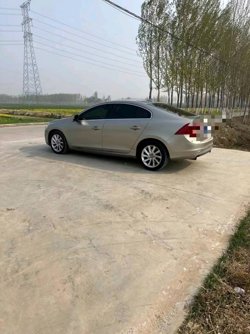 济南15年沃尔沃S60L7