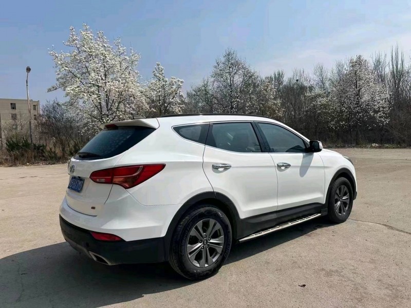 济南14年现代新胜达7