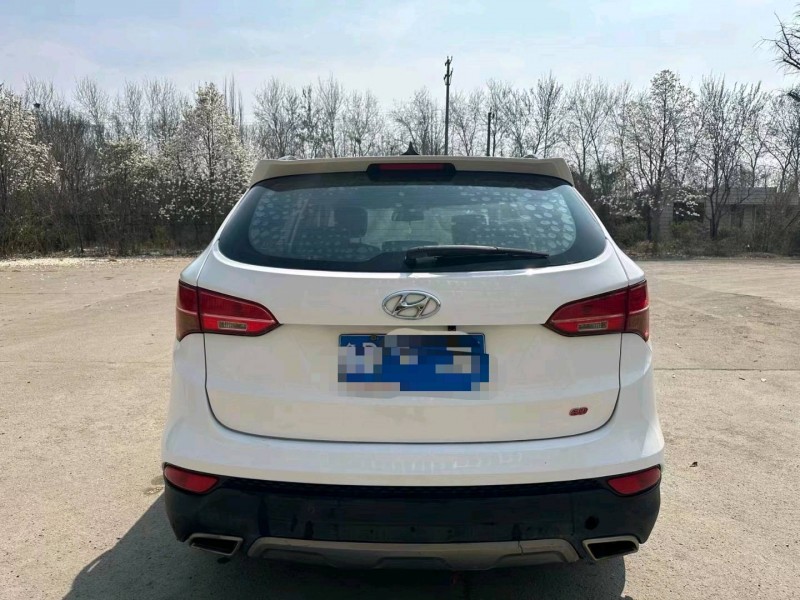 济南14年现代新胜达9