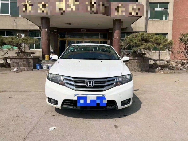 济南13年本田锋范1