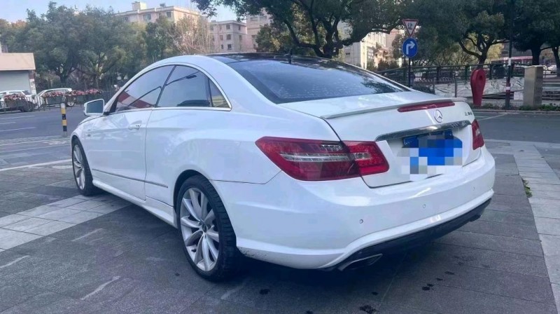 台州13年奔驰E6