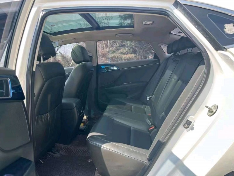 济南16年现代名图5