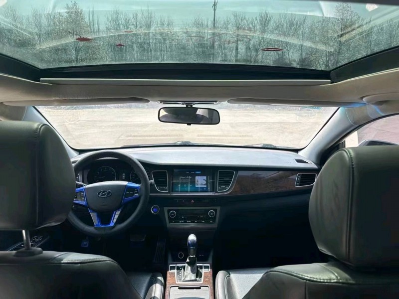 济南16年现代名图6