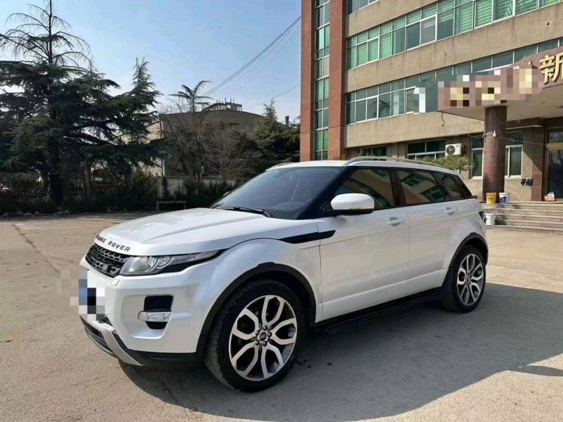 济南17年路虎极光2