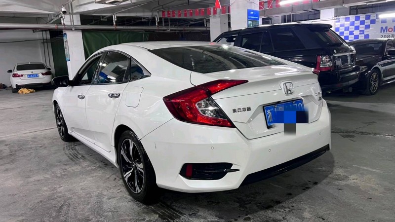 台州17年本田思域5