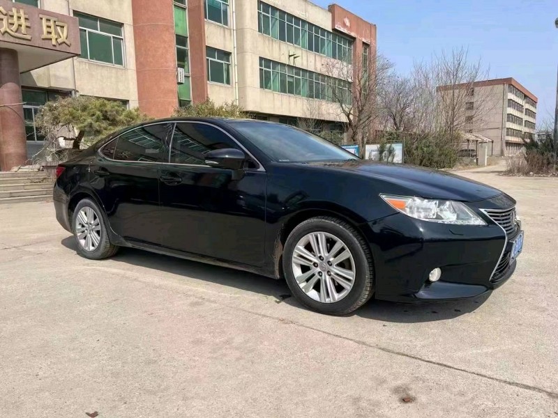 济南13年雷克萨斯ES3