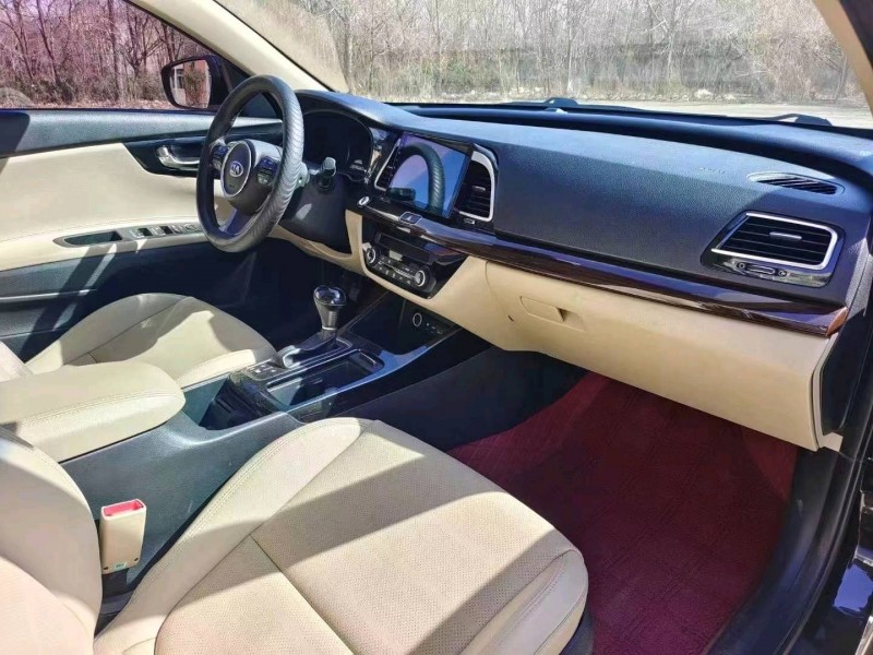 济南14年起亚K44