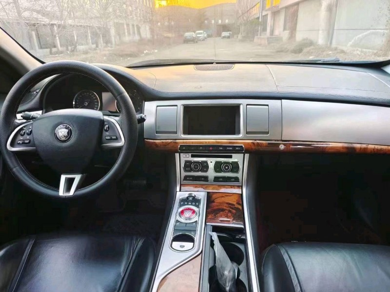 济南14年捷豹XF5