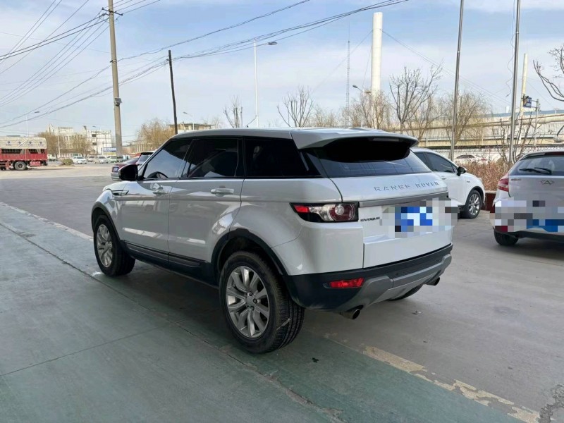 保定17年路虎极光9