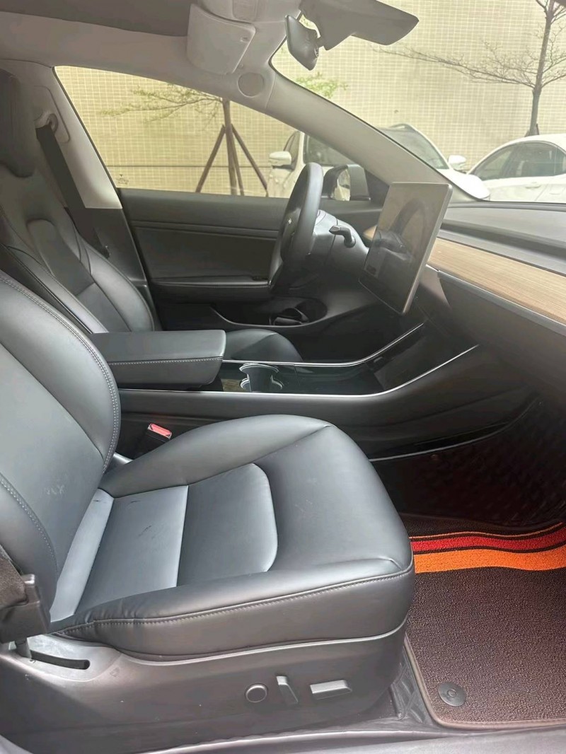 佛山21年特斯拉MODEL 37